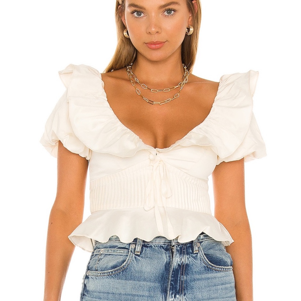 Villa top in ivory